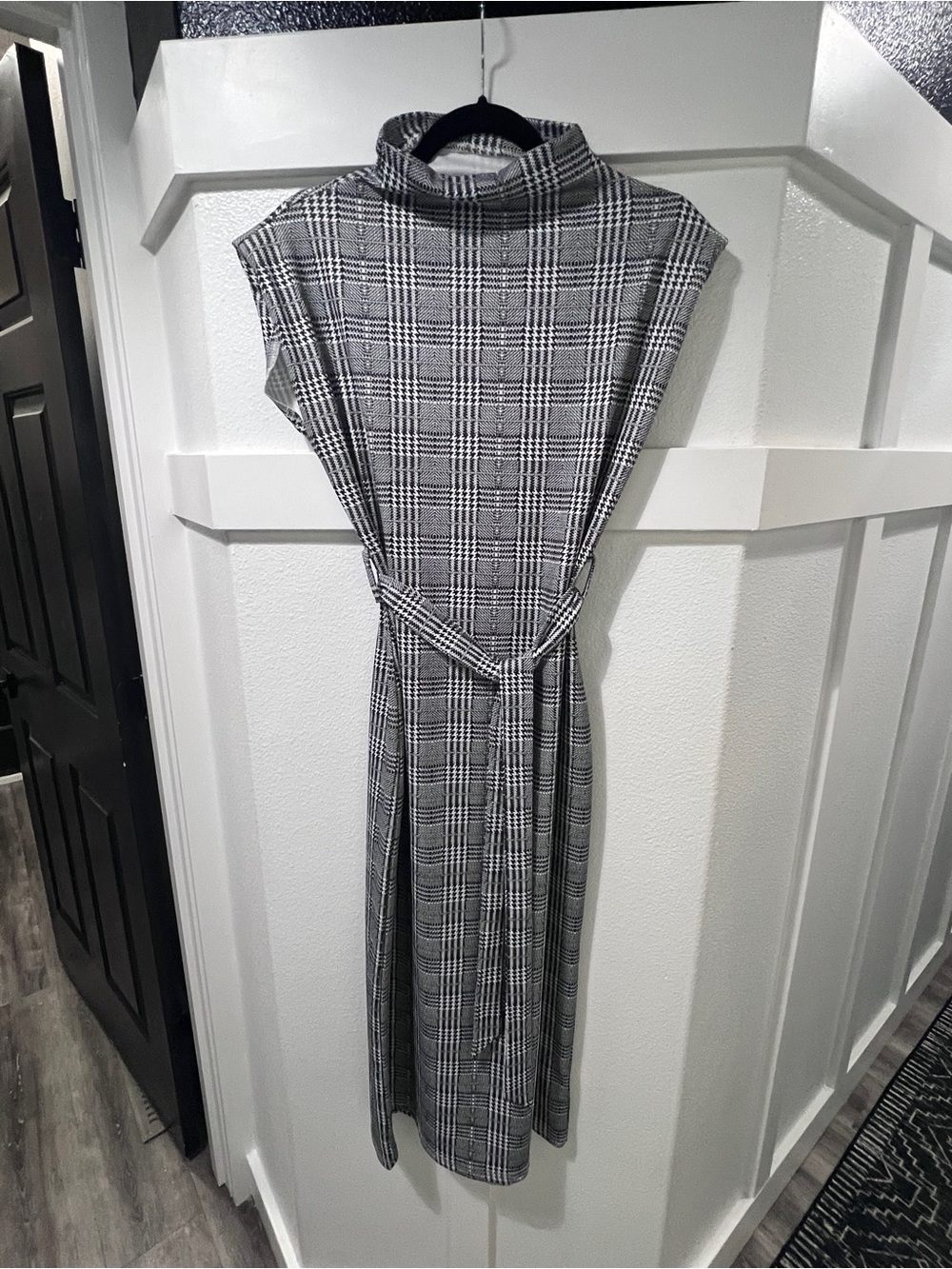 SHEIN Black & White Plaid Turtleneck Midi Dress